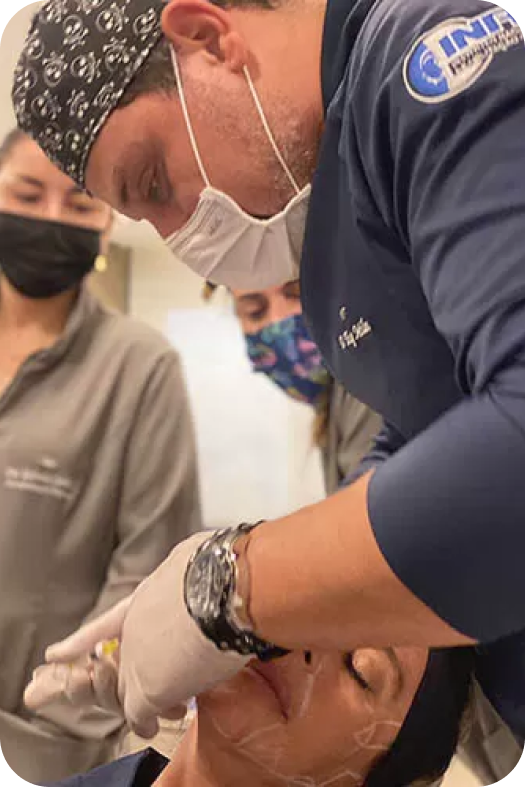 bright-light-over-the-operating-table-2021-08-26-20-15-08-utc (1) 6